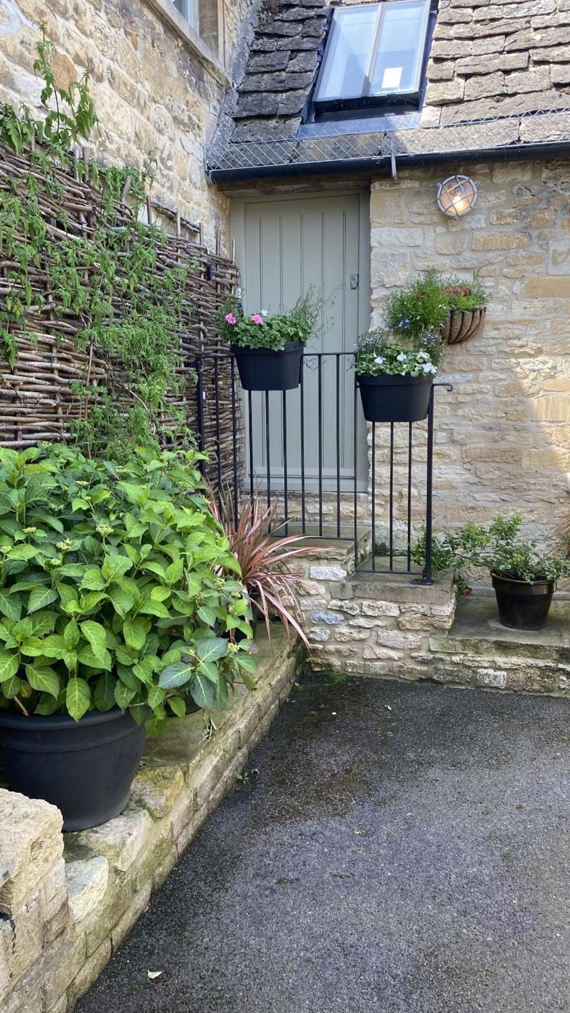 Priory Tearooms Burford With Rooms Luaran gambar