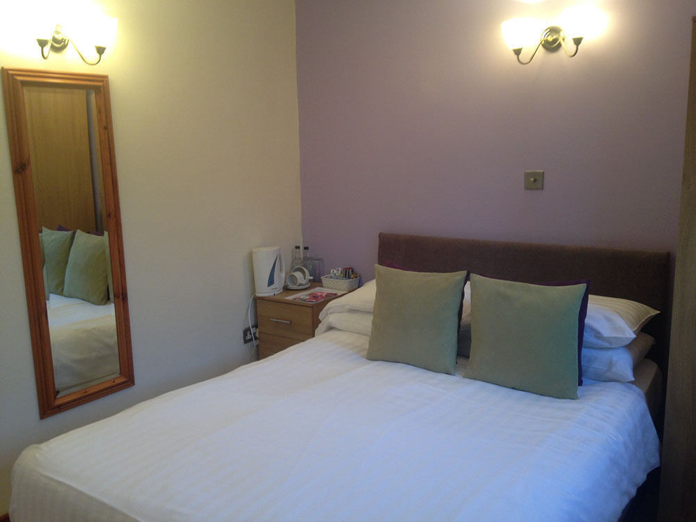 Priory Tearooms Burford With Rooms Luaran gambar