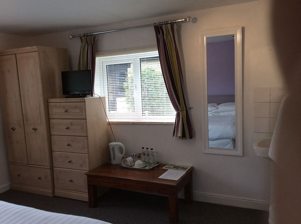 Priory Tearooms Burford With Rooms Luaran gambar